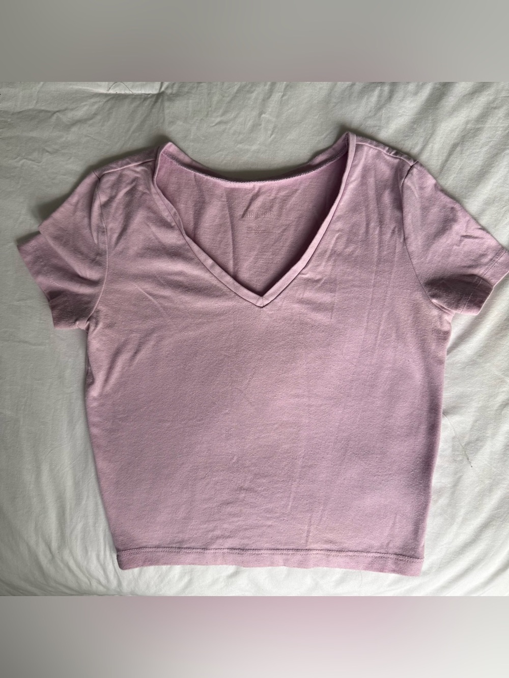 Wild Fable Crop Top Tee Womens XS Purple/Pink Short Sleeve Pullover VNeck Fitted